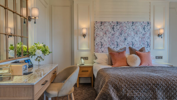 executive suite bedroom