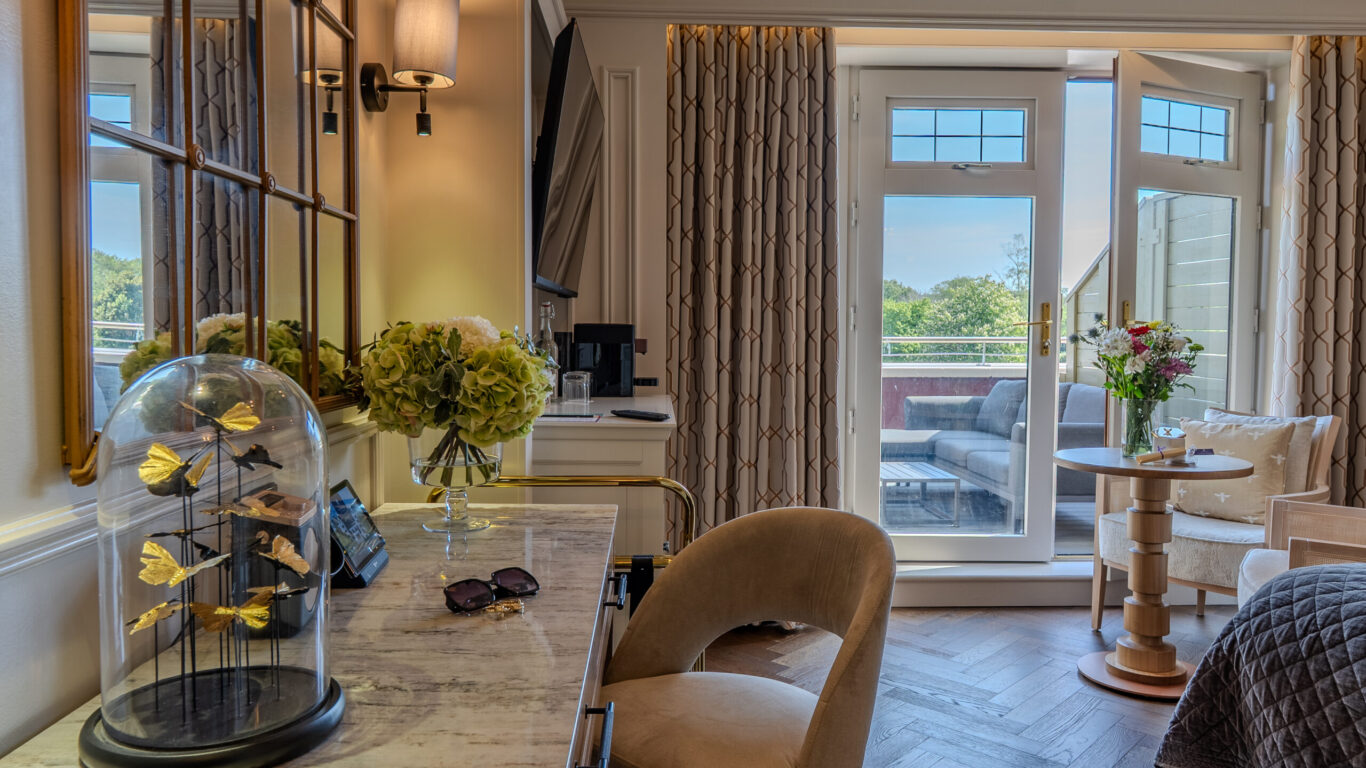 superior heritage bedroom 4
