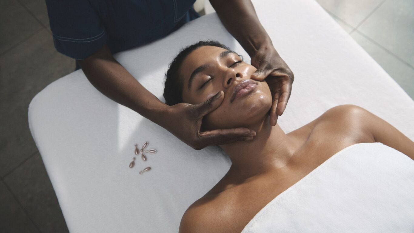 SPASALONTREATMENTS25_TouchFacial_Shot2_RGB_Hi_Res